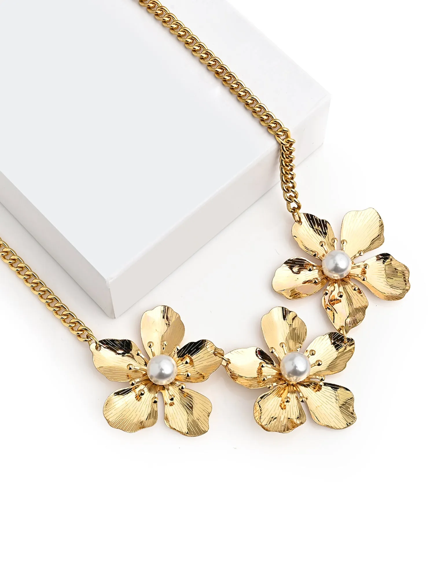Isabella Glamorous Flower Statement Necklace