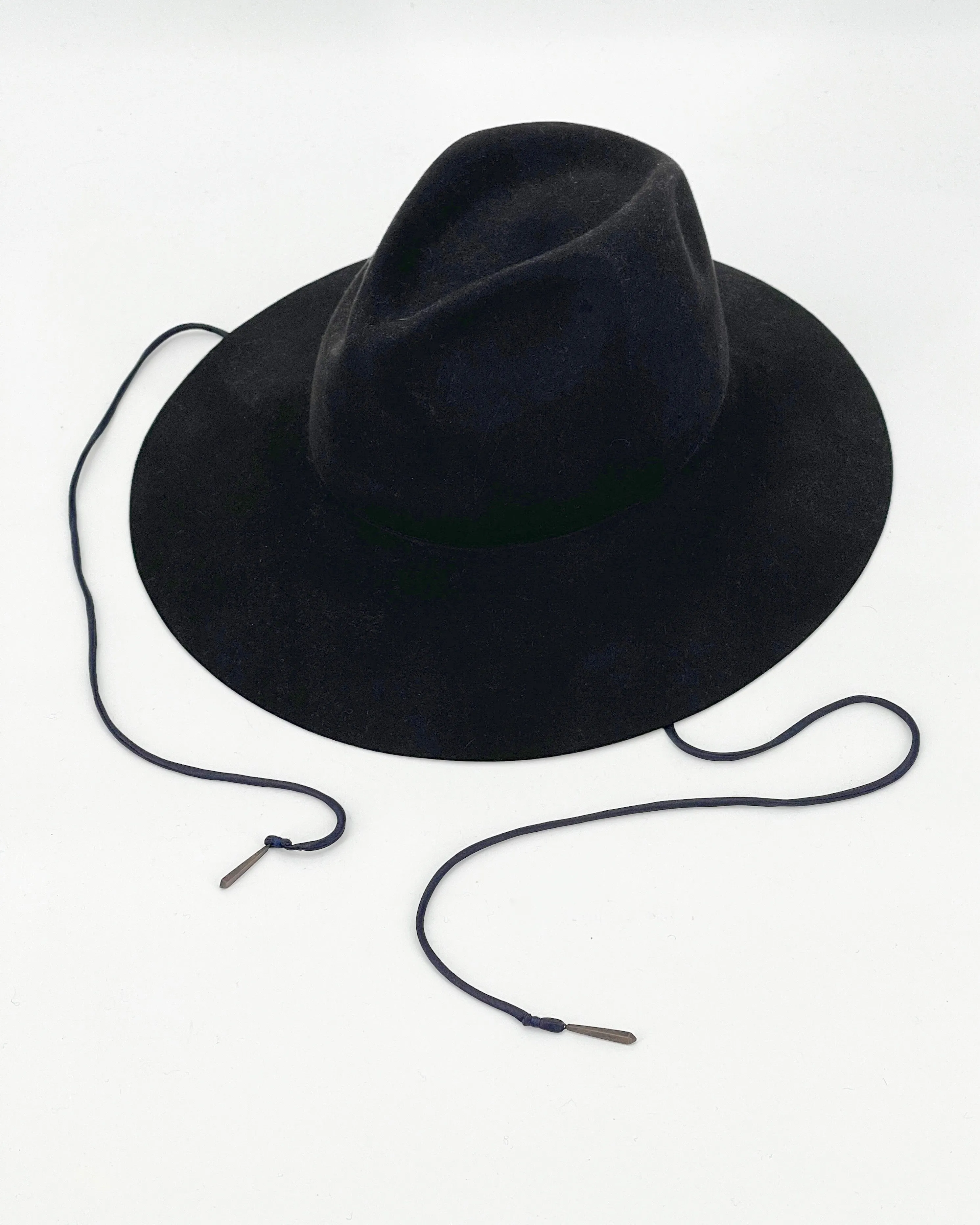 Lauf Hat by Maison Enku