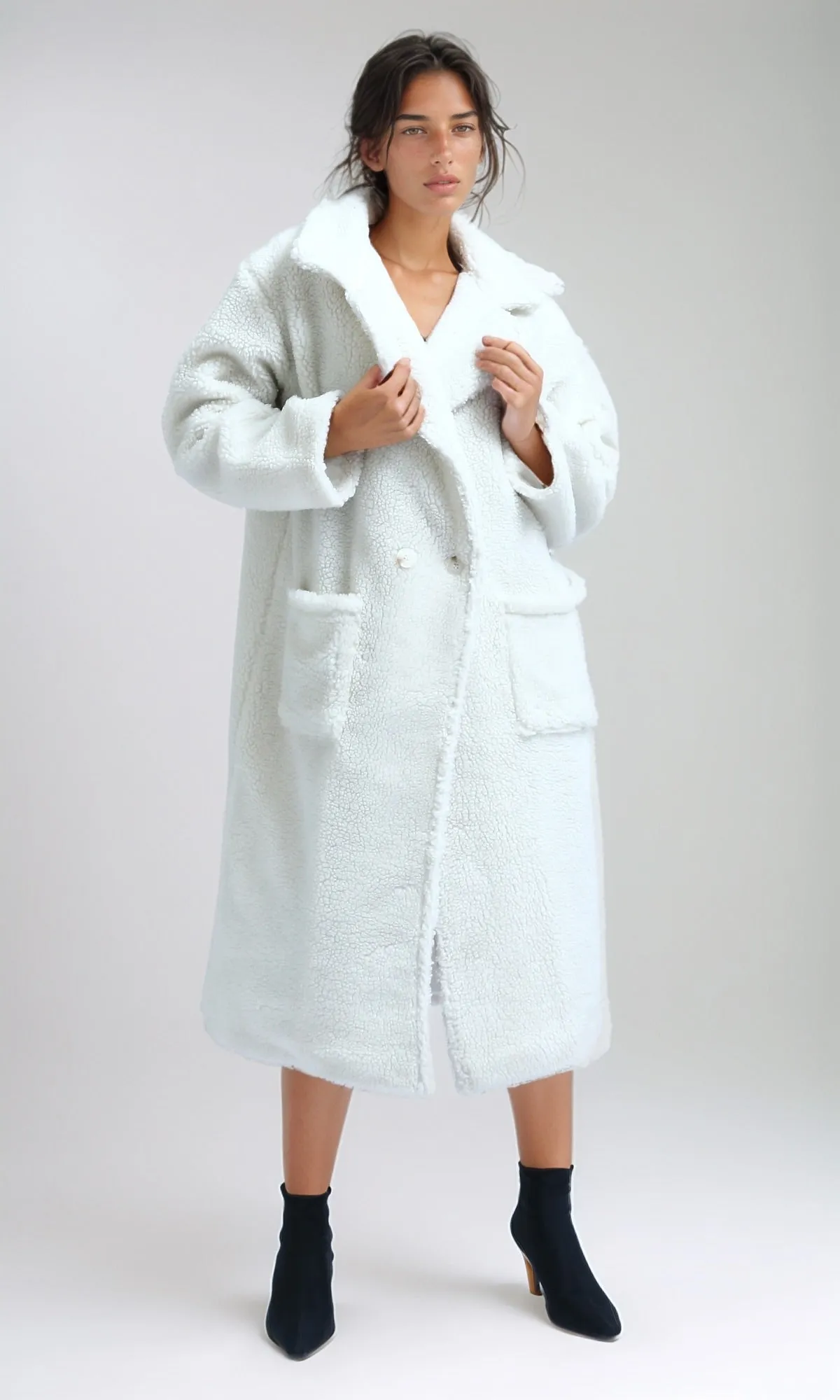 O194914 Regular Fit Faux Fur Coat - Off-White