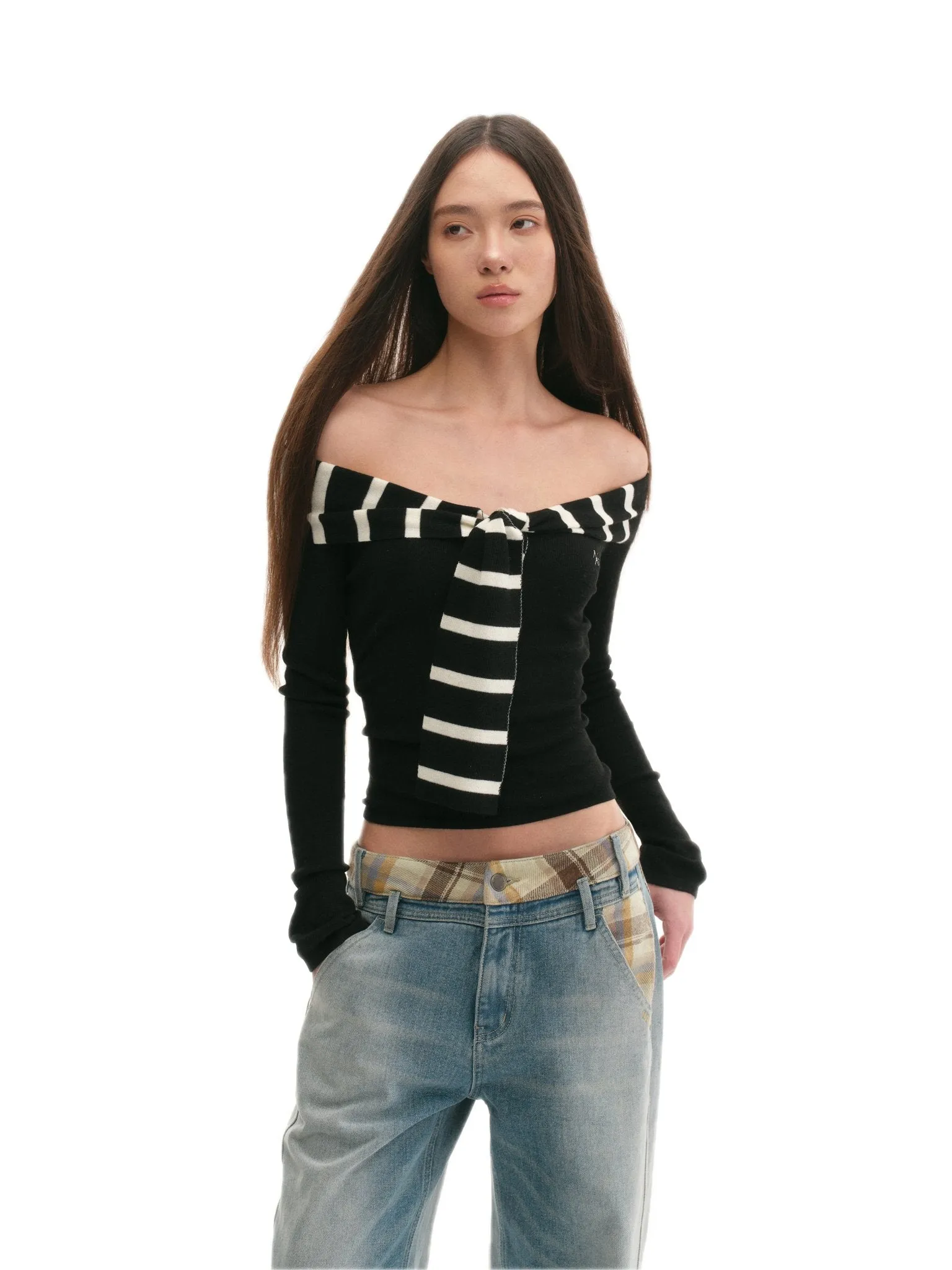 Off-Shoulder Knitwear In Black
