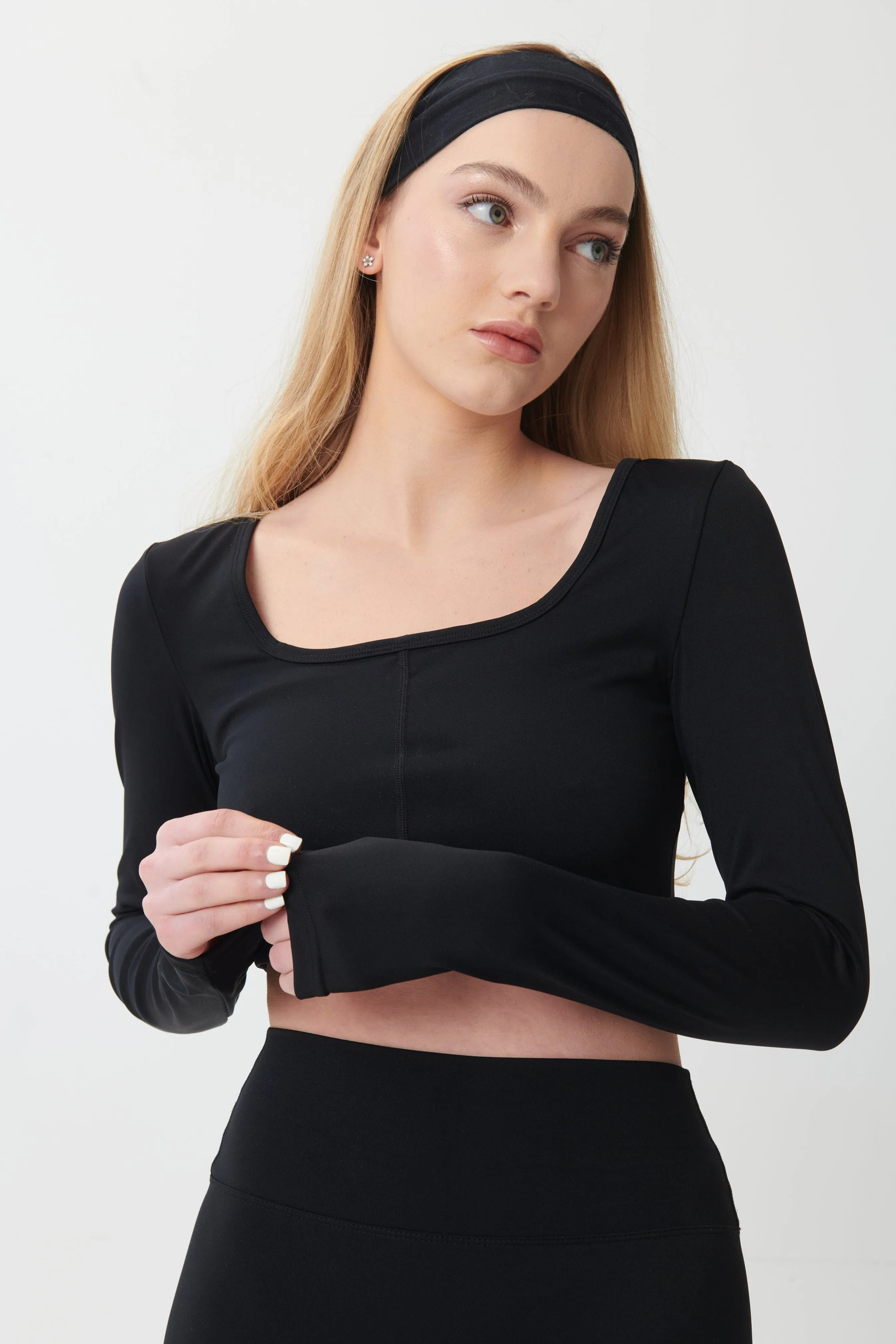 SCULPTFORM Long Sleeve Square Neck Cropped Top - Black