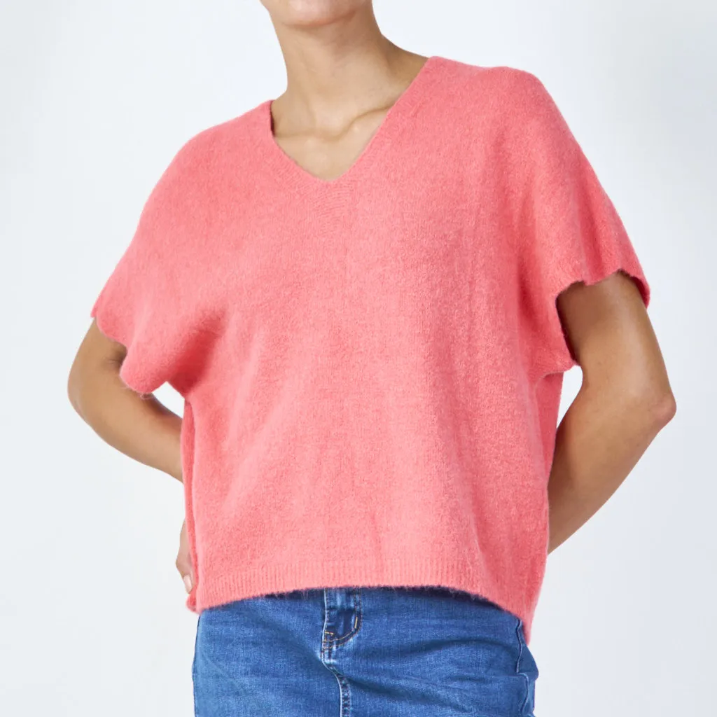 Sleeveless v-neck sweater wholesale