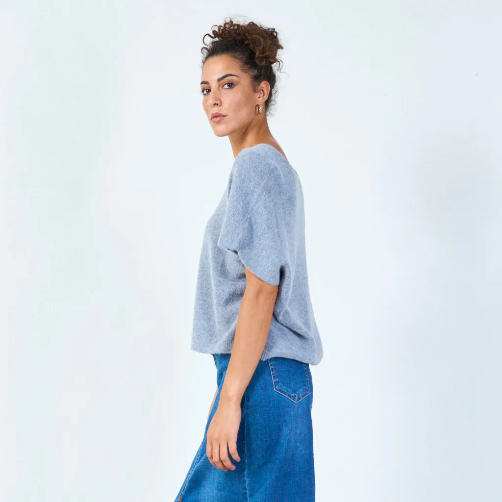 Sleeveless v-neck sweater wholesale