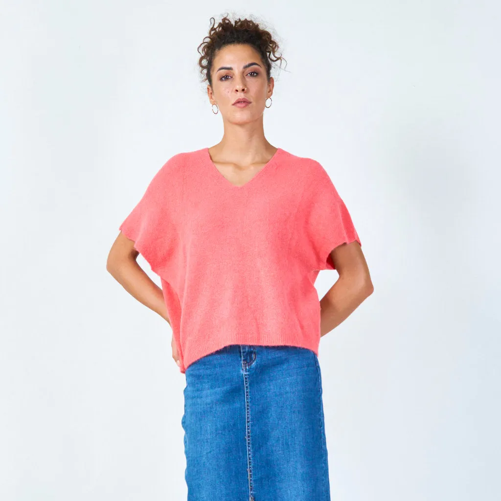 Sleeveless v-neck sweater wholesale