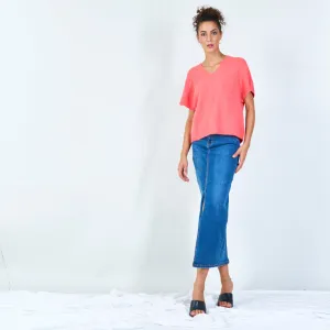 Sleeveless v-neck sweater wholesale