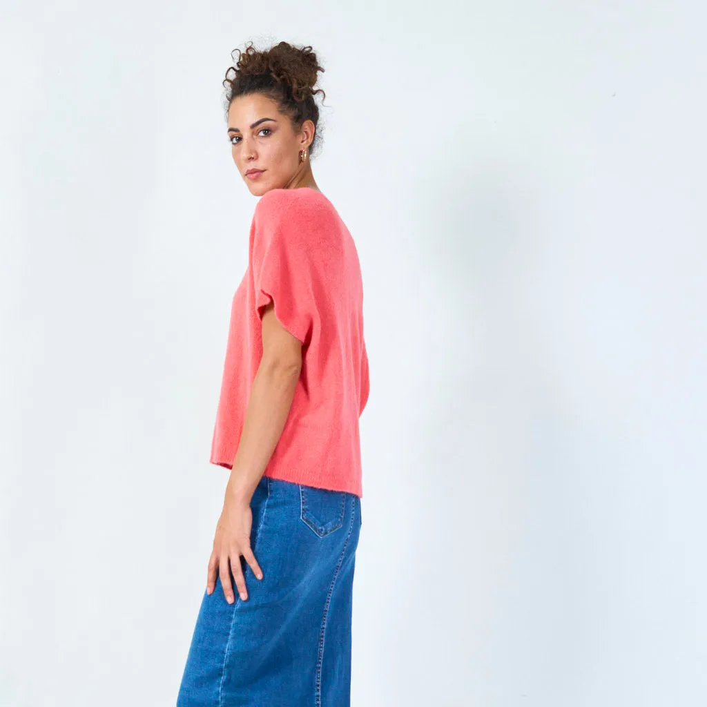 Sleeveless v-neck sweater wholesale