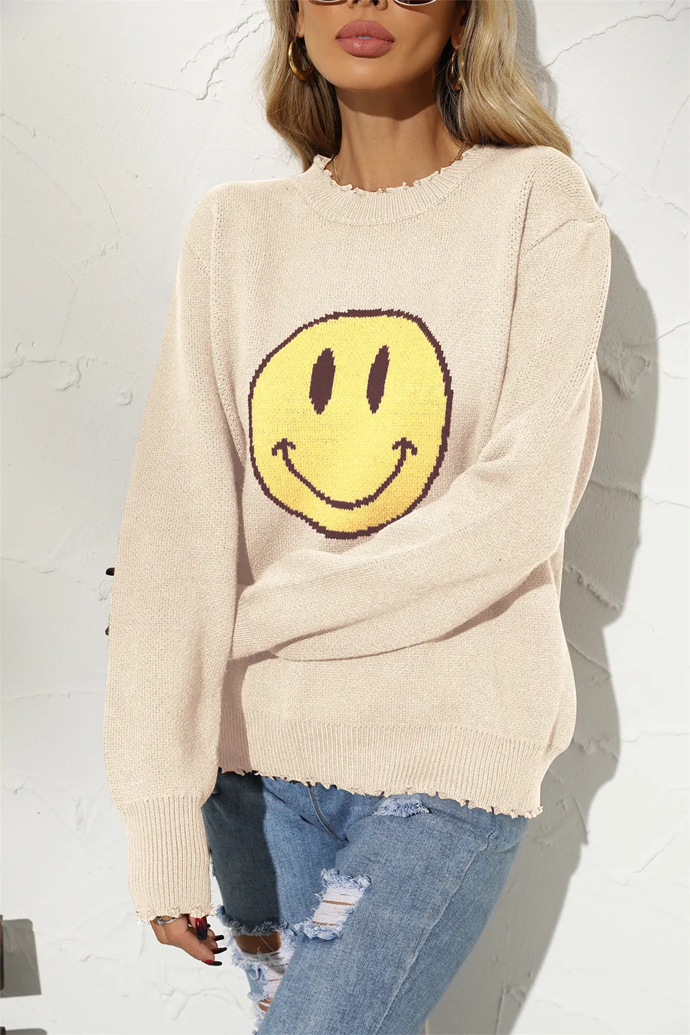 TastyHottie - Round Neck Long Sleeve Smily Face Graphic Sweater
